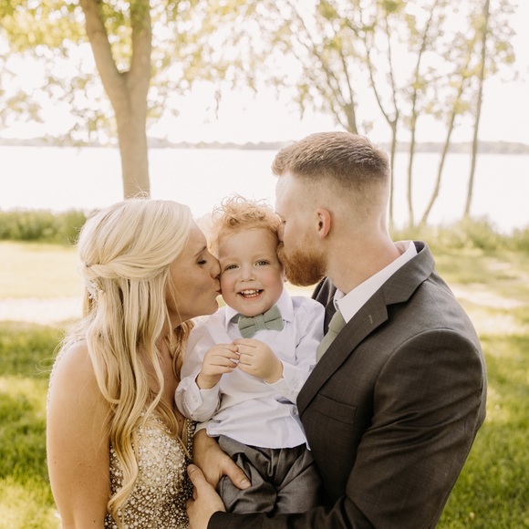 Meet your posher - Picture 3 of 3